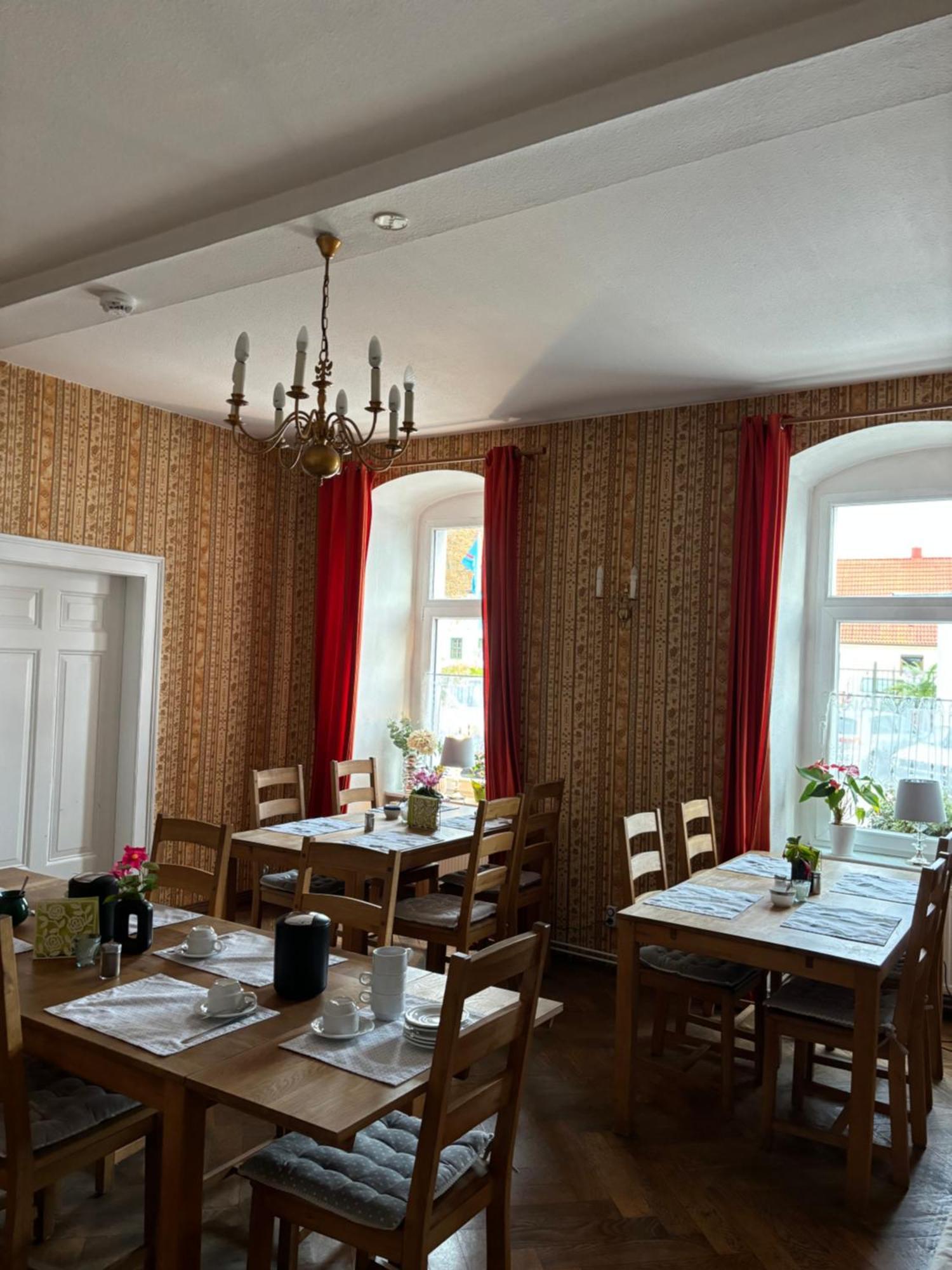 Pension Gutshaus Halle  Exteriör bild